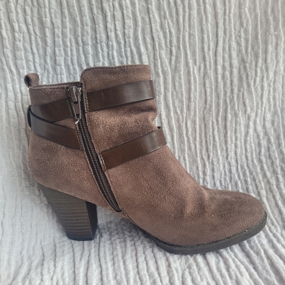 Coach and Four Liza heeled ankle boots- 7 - Picture 4 of 6